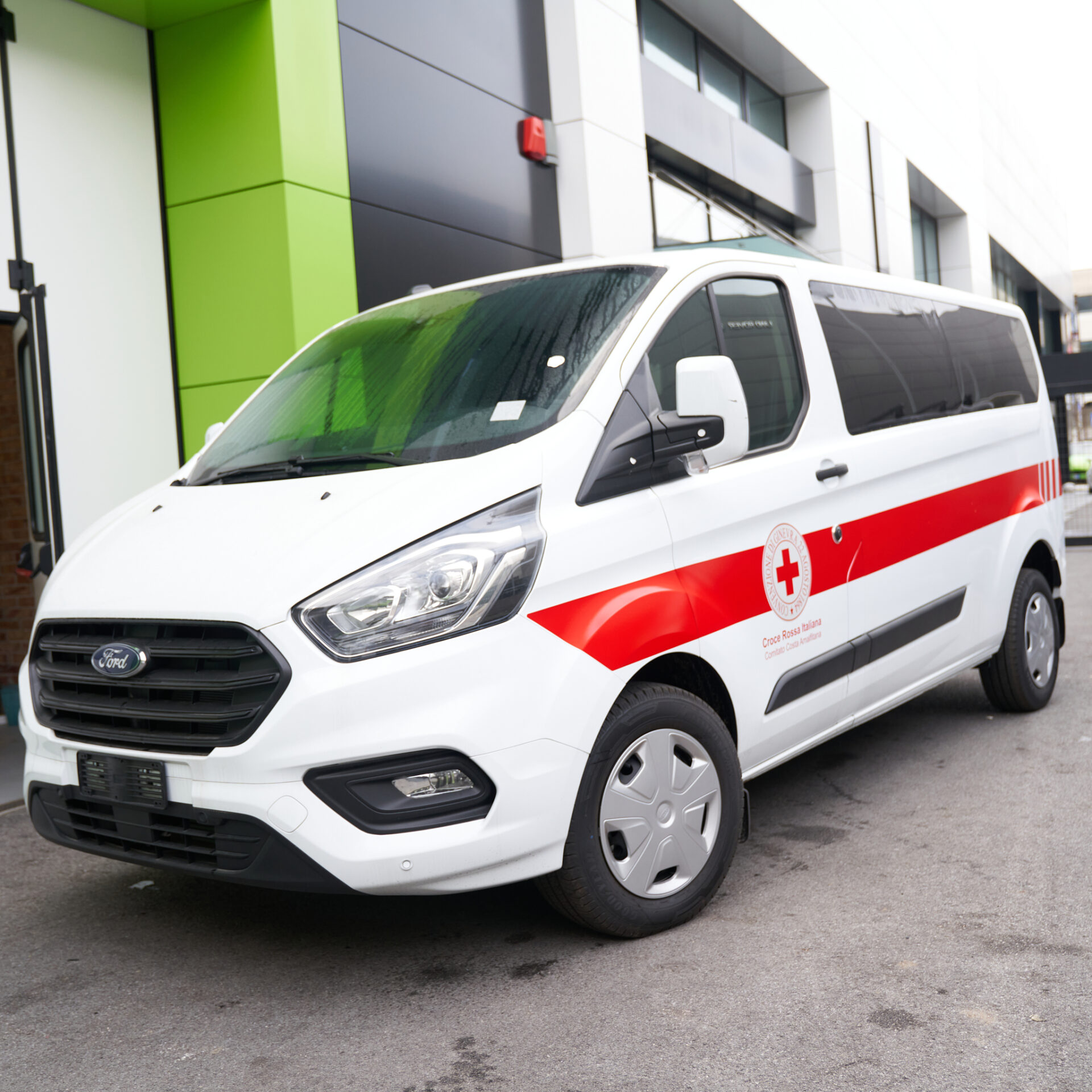 car wrapping croce rossa italiana