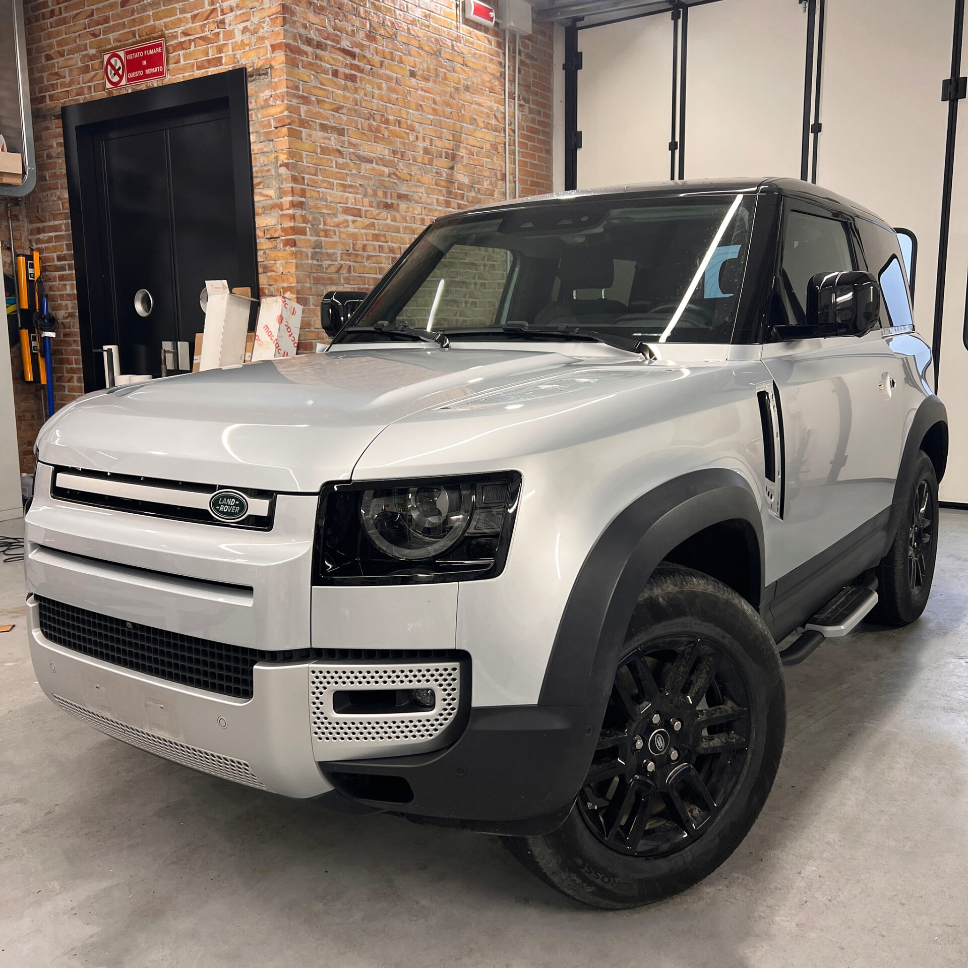 land rover prima front wrapping
